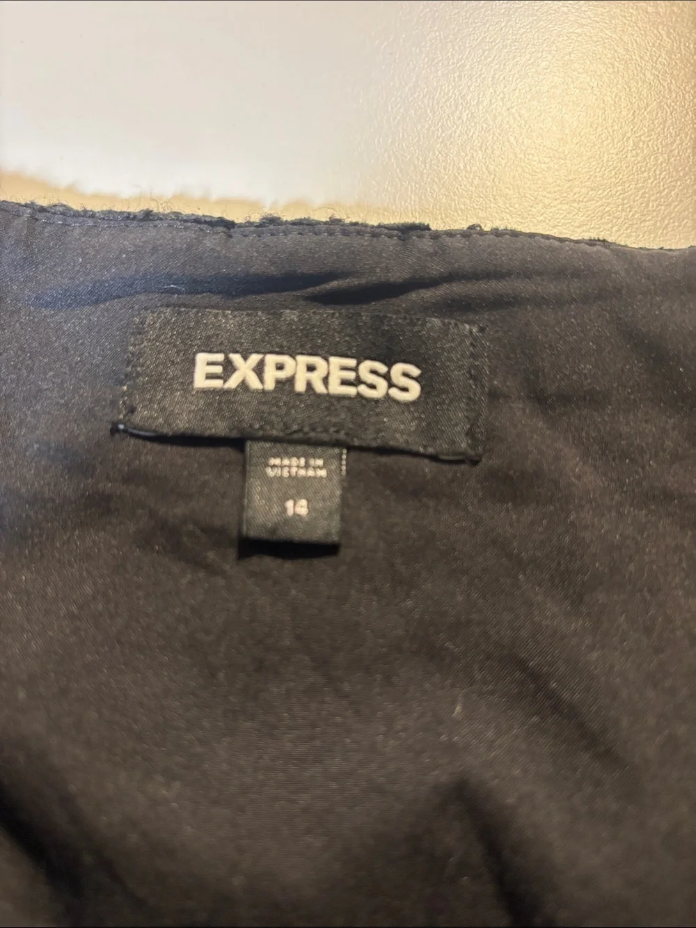 Express classic black